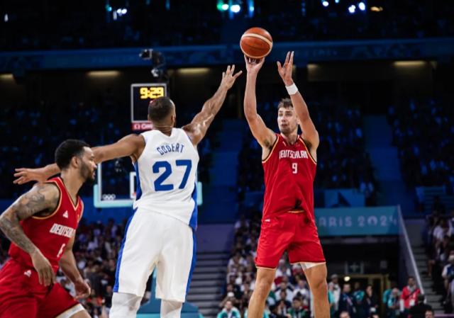 美国男篮头号大敌现身：施罗德+小瓦格纳双枪太猛