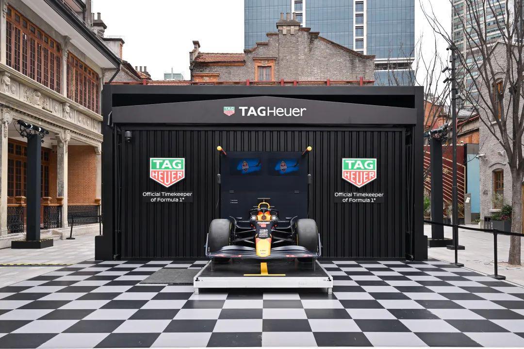 v体育-从乐高积木到腕表美妆,F1品牌合作正走出赛场
