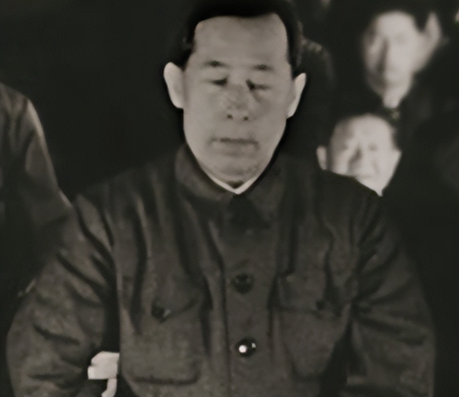 1983年,陈云亲自批示:立即枪毙广东县委书记王仲,原因为何?